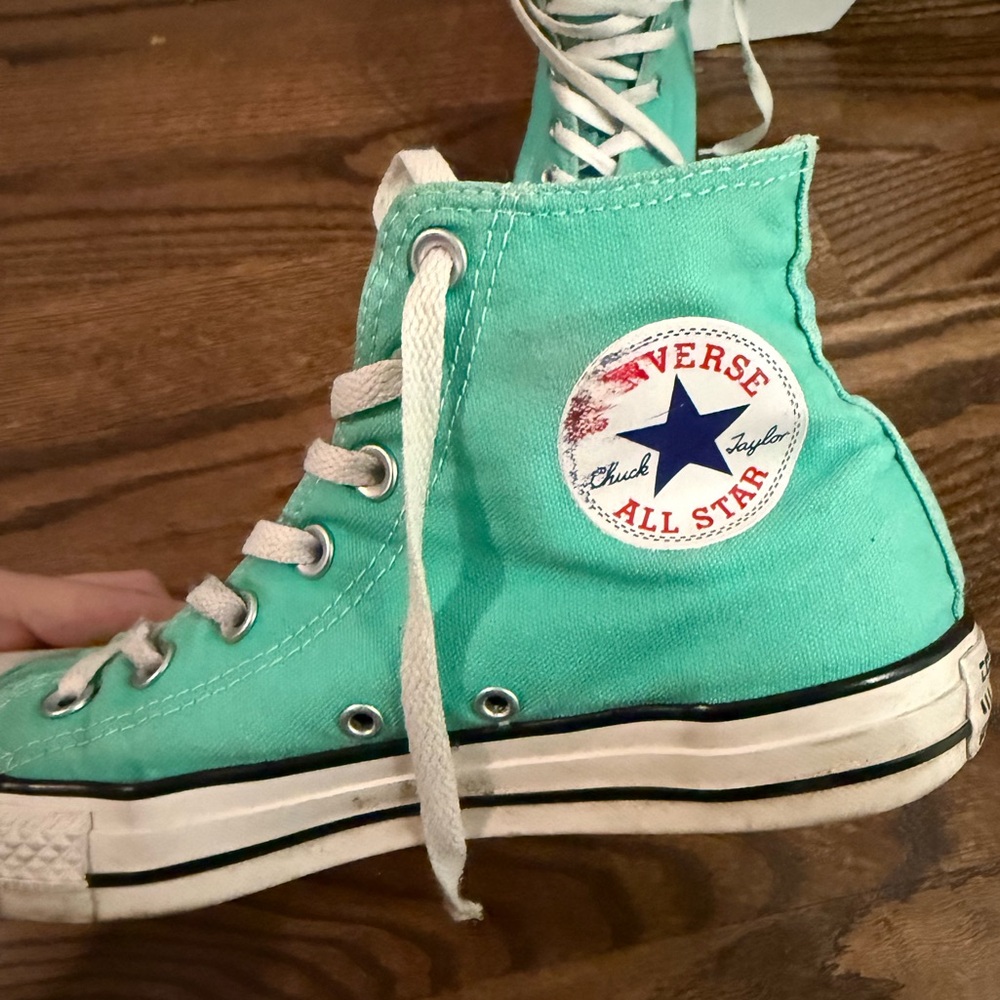 All Star Converse, Women’s size 9